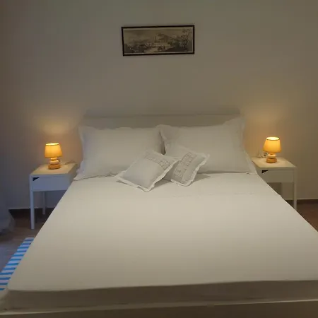 Ema Lu Appartement *