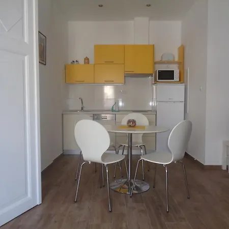 Ema Lu * 스플리트